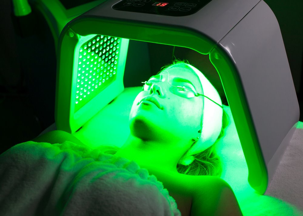 LED Light Therapy at Home vs. Professional Treatments
