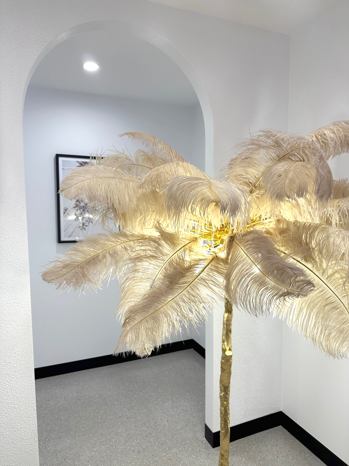 LA Lips® JindaleeFrom the moment you walk in, every detail is deliberate; high-end fit out, serene energy, always spotless