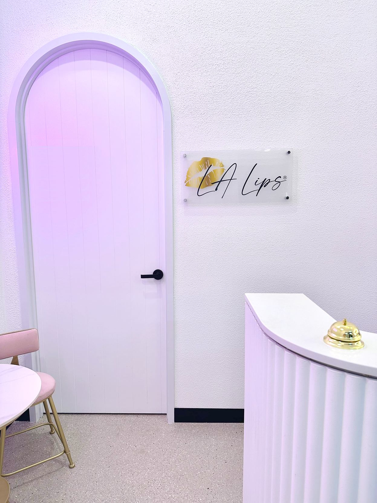 LA Lips® MoorookaOur spaces reflect the precision and professionalism behind every treatment - where aesthetics meet atmosphere