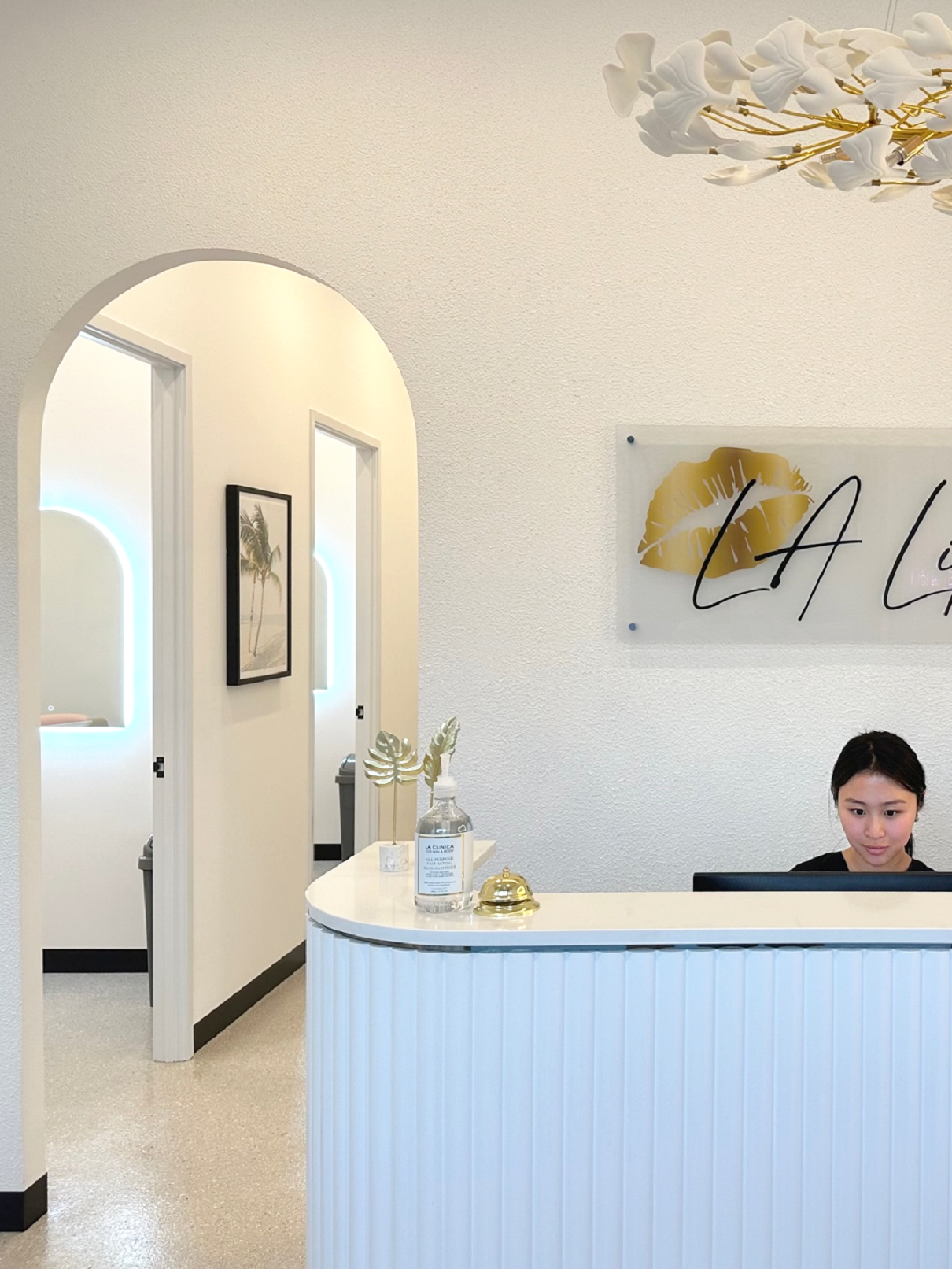LA Lips® WoolloongabbaModern beauty in the heart of Brisbane’s inner south - clean design, cutting-edge treatments; this is your new go-to