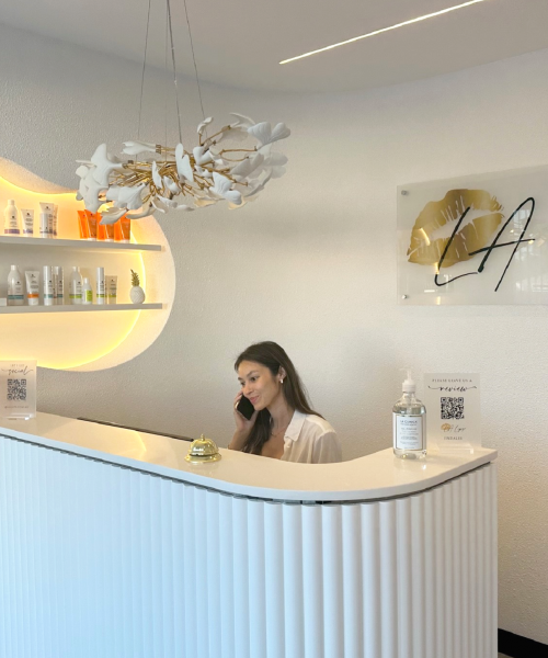 LA Lips® JindaleeA fresh take on clinical beauty in the western suburbs! Jindalee - it’s your time to glow