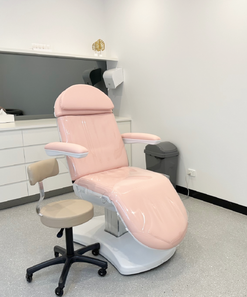 LA Lips® PaddingtonDesigned with intention, where luxury meets comfort in every treatment room - spacious, sophisticated, serene