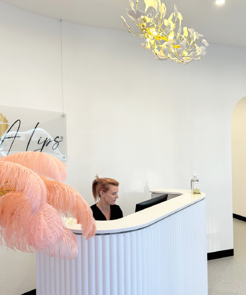 LA Lips® PaddingtonCharming, curated, and effortlessly elegant - just like Paddington; your refined beauty destination awaits