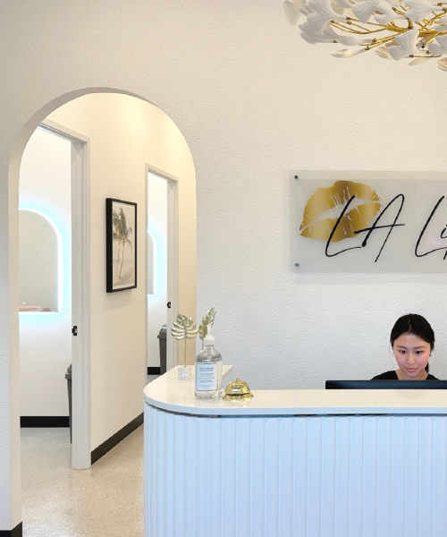 LA Lips® WoolloongabbaModern beauty in the heart of Brisbane’s inner south - clean design, cutting-edge treatments; this is your new go-to